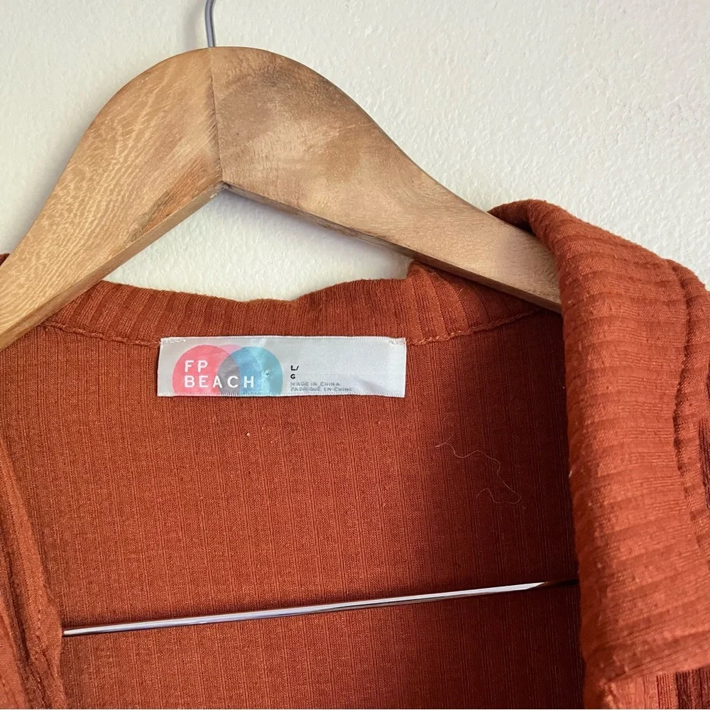 Free people beach Women's Rust sweater ribbed size large - Picture 2 of 9